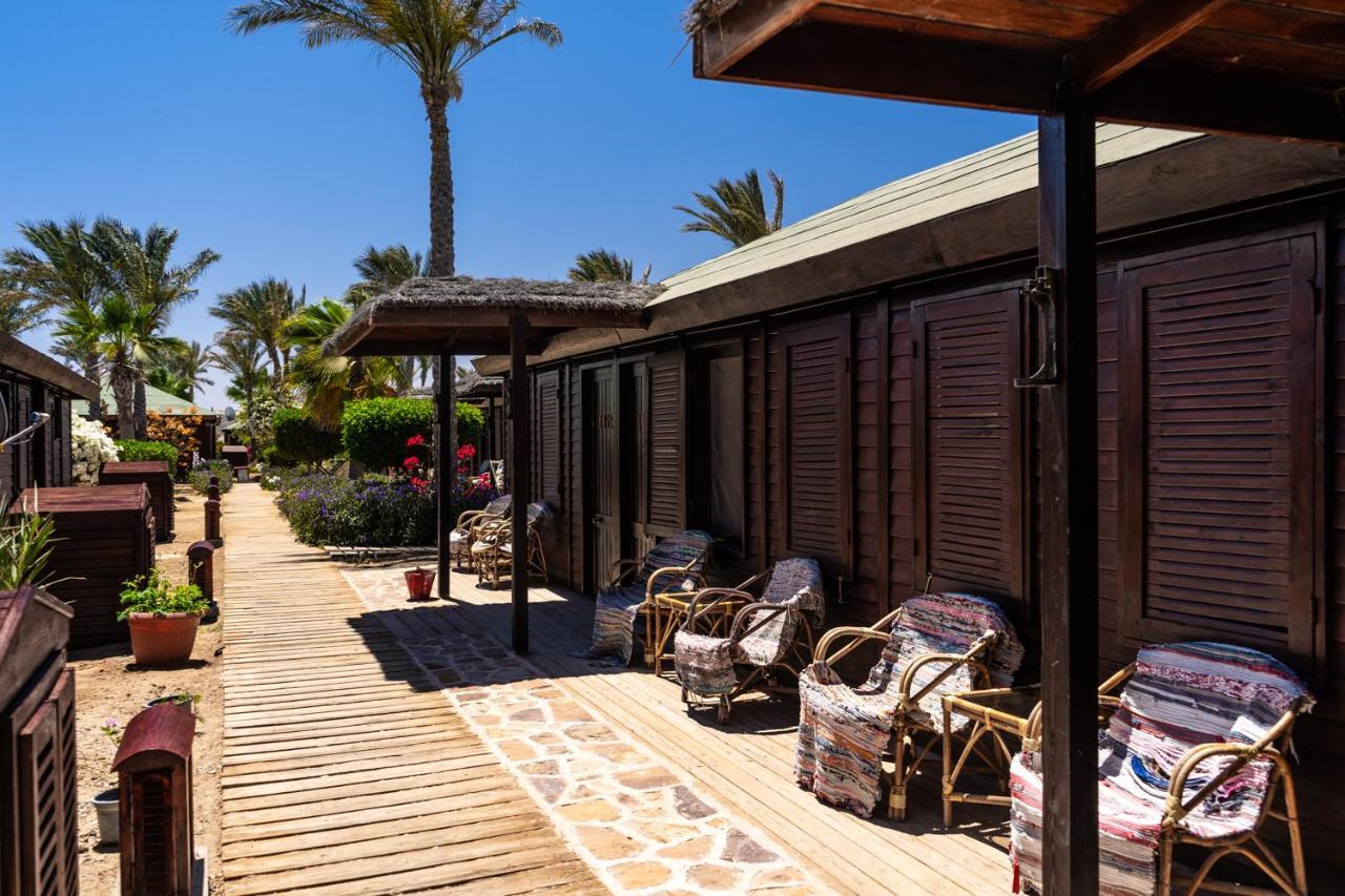 Abu Dabbab Lodge Экстерьер фото
